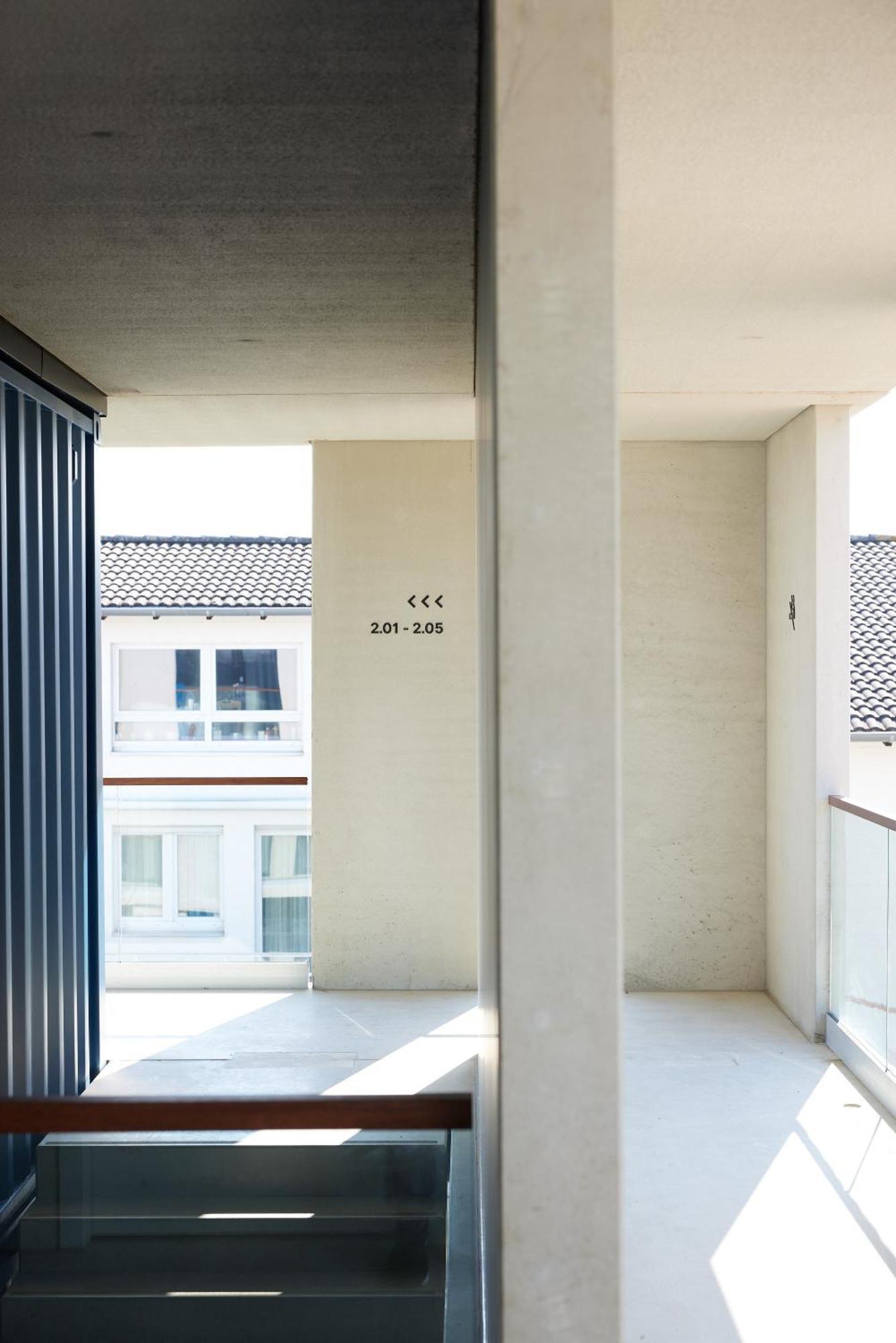 Tin Inn - Heinsberg - Das Hotel Aus Hochwertig Ausgebauten Ueberseecontainern Luaran gambar